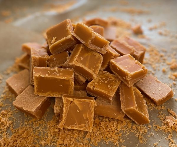 Rhubarb and Custard Fudge